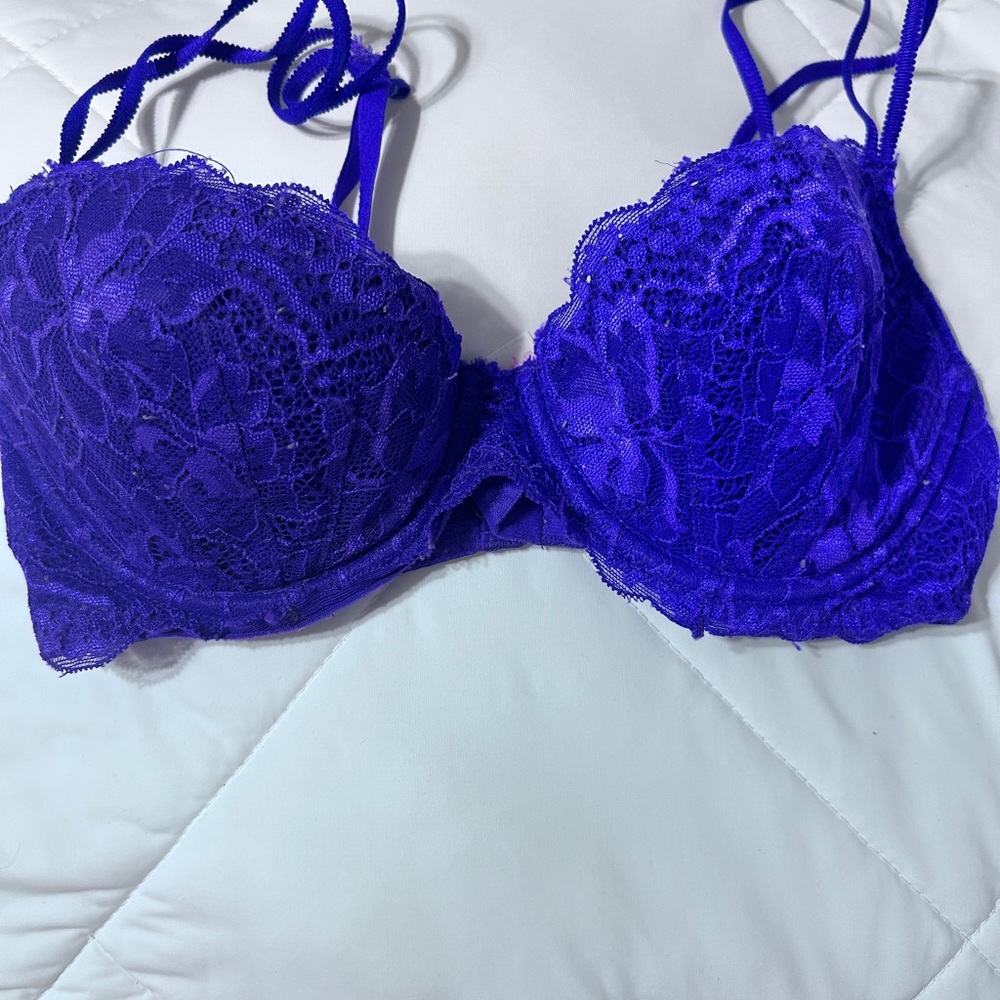 PINK Victoria's Secret Vibrant Purple Lace Bra